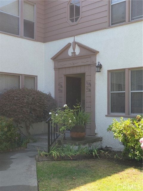 Building Photo - 8394 Dunbarton Ave