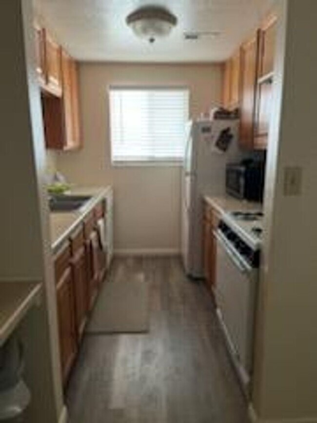 Foto del edificio - 1B/1B Pet Friendly Apartment South of BYU
