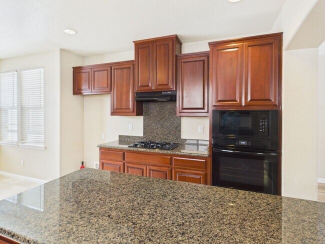 Foto del edificio - Single Family House