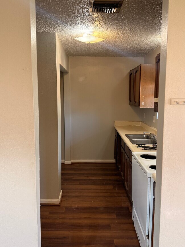 Foto del edificio - 100 Belgium St