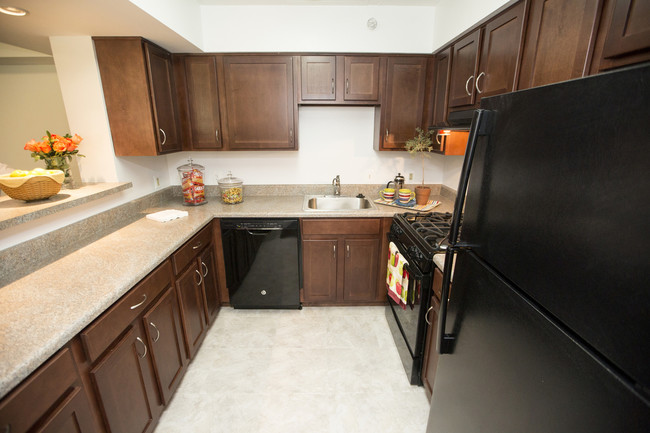 Foto del edificio - Edgewood Commons 601