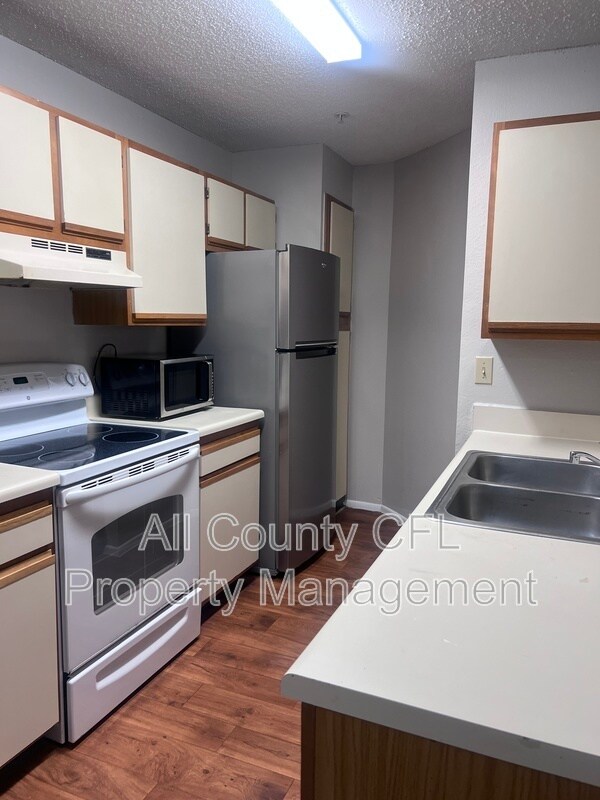 Foto del edificio - 643 Dory Ln