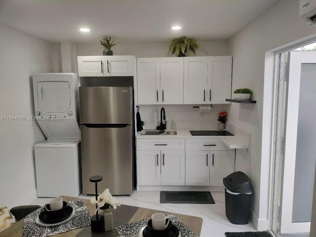 Foto del edificio - 1130 NE 201st Terrace