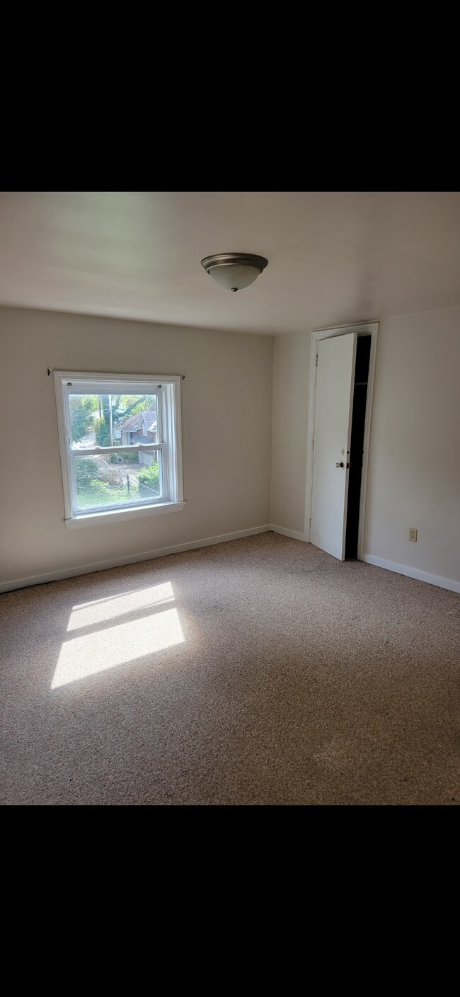 dormitorio - 112 Underwood Ave