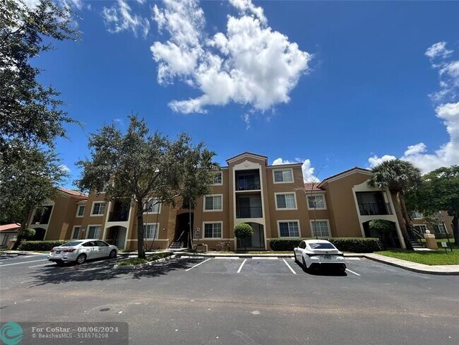 Foto del edificio - 8020 N Nob Hill Rd