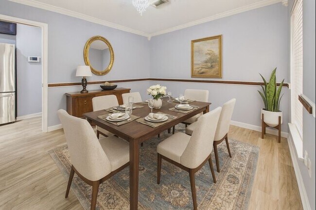 Building Photo - 10915 Sagedowne Ln