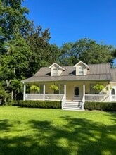 Building Photo - 543 Riverland Dr