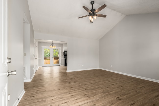 Foto del edificio - 2432 Laredo Ct