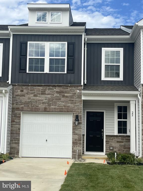 Building Photo - 22 Whaler Dr