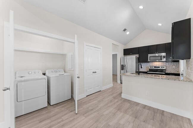 Foto del edificio - 846 Omeara