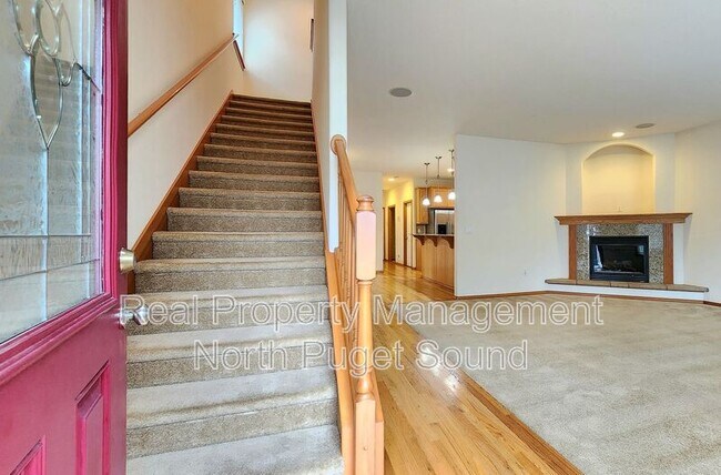 Building Photo - 7332 Olympic Dr