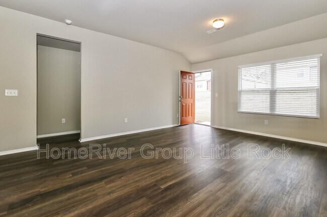Foto del edificio - 2088 Dandelion Dr