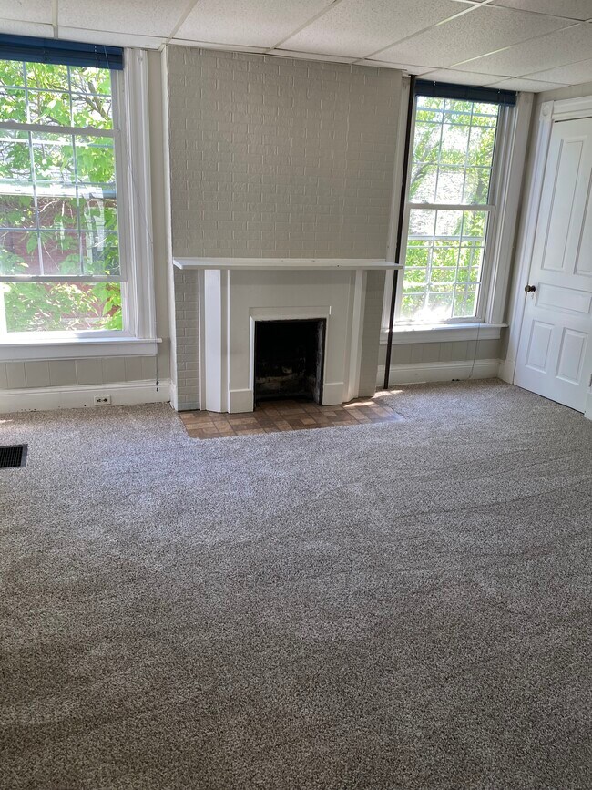 Photo - 1612 Scott St Apartments