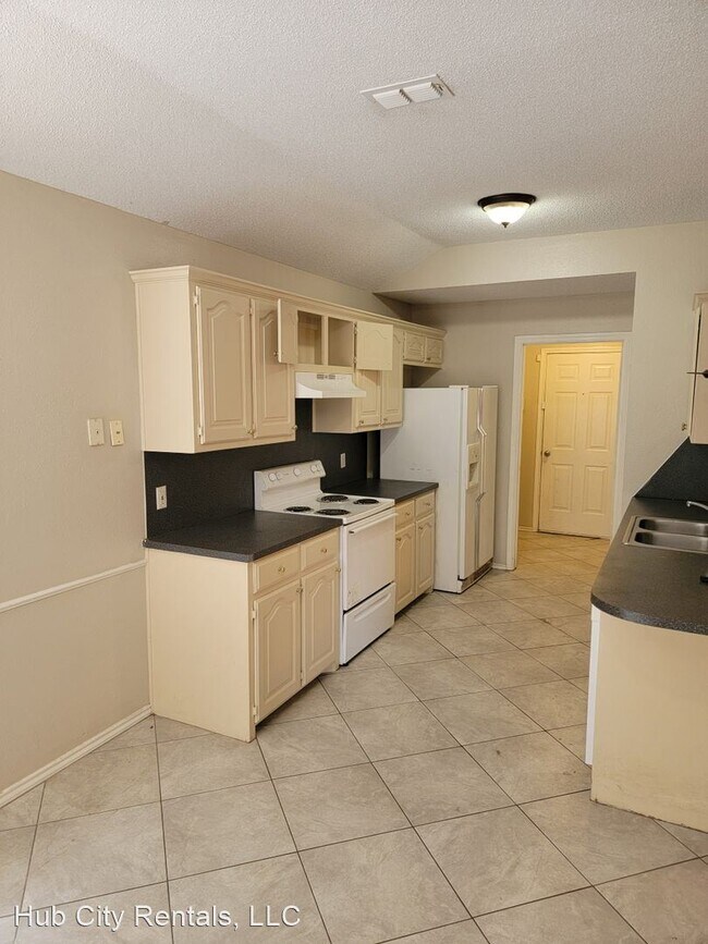 Foto del edificio - 3 br, 2 bath House - 6221 14th Street