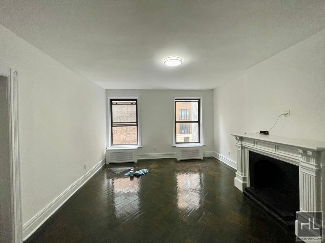 Primary Photo - EAST 80 STREET
