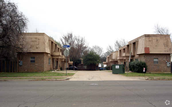 Cypress Estates Duplexes Arlington Tx