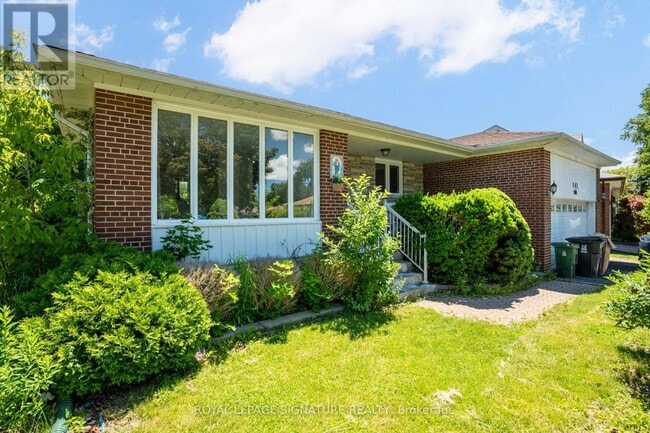 Building Photo - 141 Oakmeadow Blvd