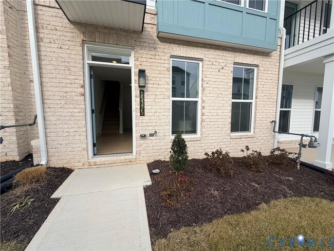 Foto del edificio - 15375 Sunray Aly