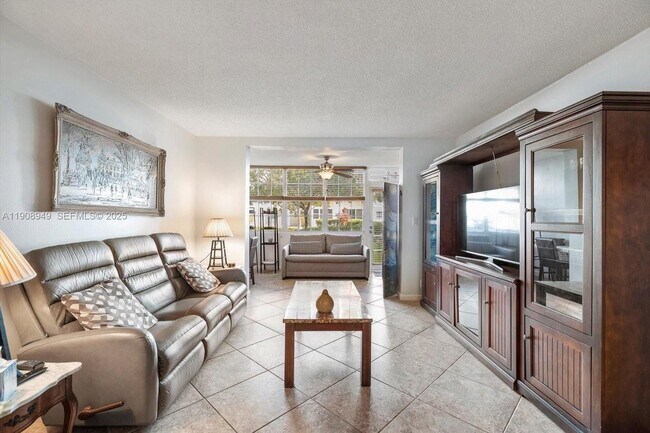 Foto del edificio - 609 NE 14th Ave