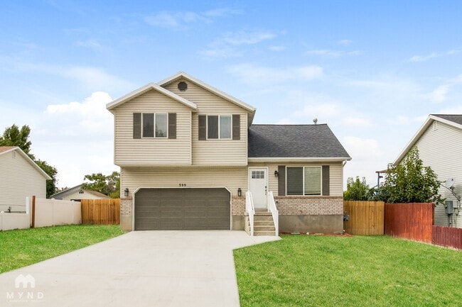 Building Photo - 599 Janelle Cove Way
