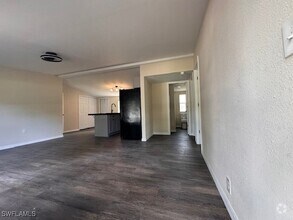 Building Photo - 235 Favor Ave