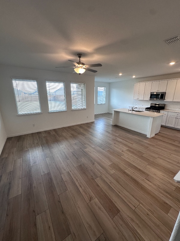 Photo - 1513 Van Gogh Dr House