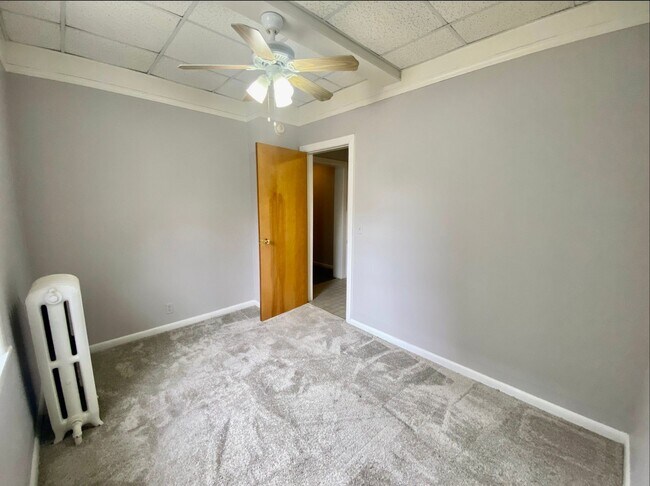 Foto del edificio - 1 bed/1 bath in Heritage Hill ( first floor) **Available in July**
