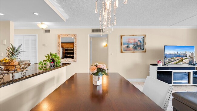 Foto del edificio - 3725 NE 169th St