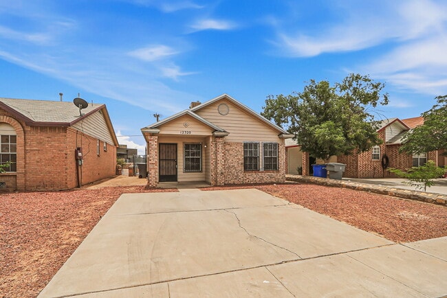 Building Photo - 12320 Robert Dahl Dr