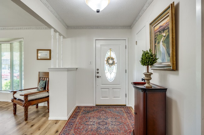 Entry - 7842 El Pensador Dr House