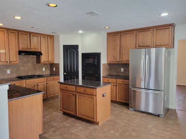 Building Photo - 1708 Sedona Dr