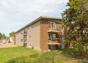 Building Photo - Willow Apartments
