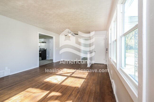 Foto del edificio - 725 E 42nd St N