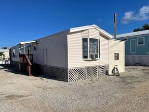 Building Photo - 1656 Pine Channel Dr