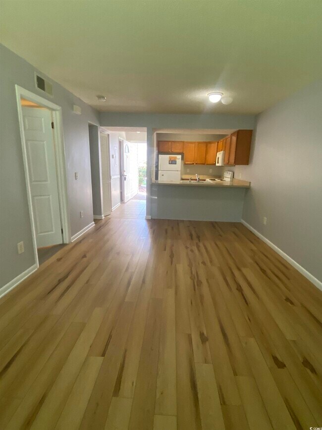 Foto del edificio - 3555 SC-544