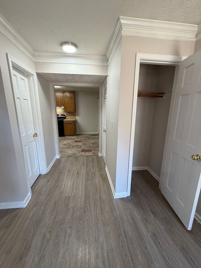 Foto del edificio - Beautiful 2 bedroom 1.5 bath town home!