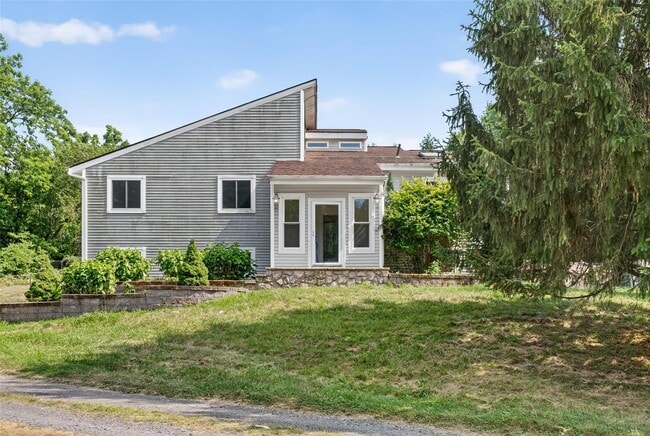 Building Photo - 211 Prospect Rd
