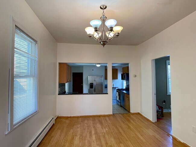 Foto del edificio - 741 Somerville Ave