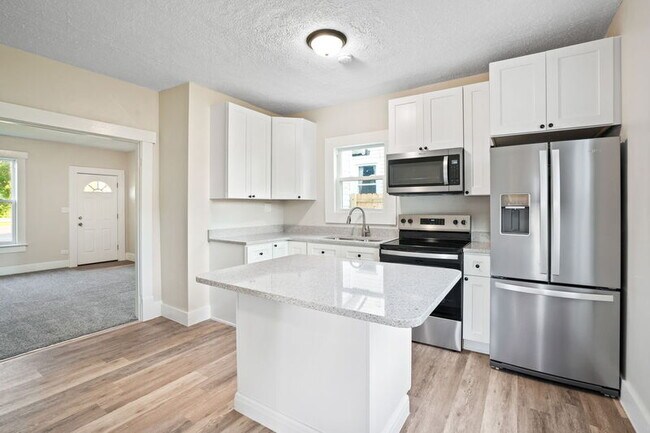 Building Photo - 1958 Cherry Valley Rd