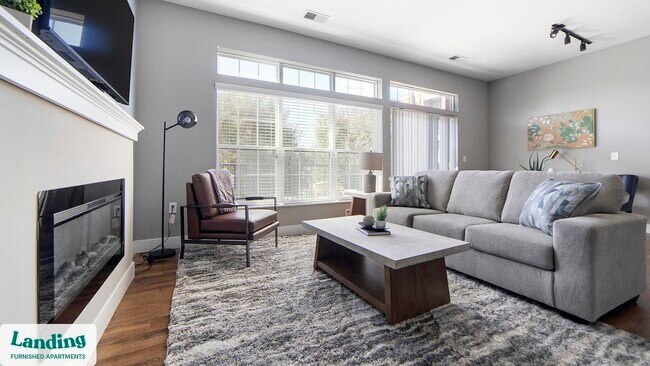 Building Photo - 41 E 9th Ave