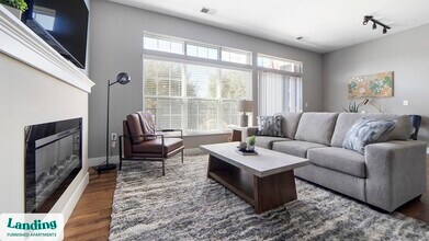 Building Photo - 41 E 9th Ave