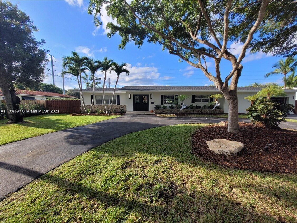 7720 SW 139th Terrace, Palmetto Bay, FL 33158 House Rental in
