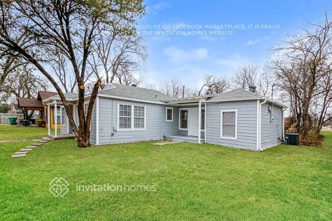 Building Photo - 401 Marshall St