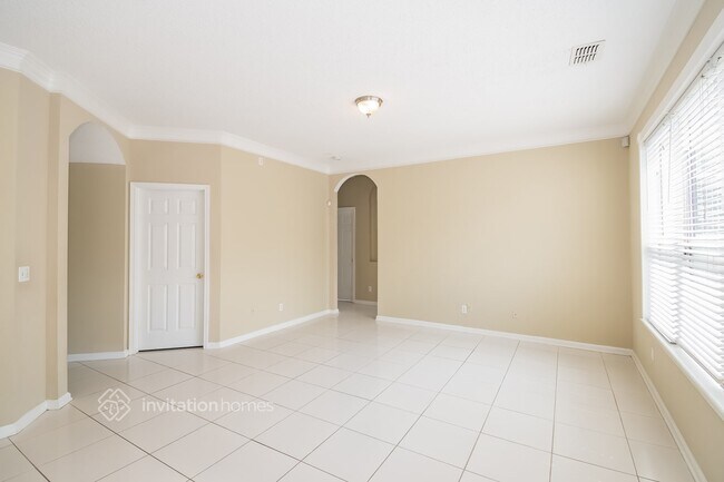 Building Photo - 812 Lapoma Way