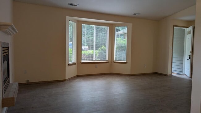 Foto del edificio - Ackerman-3613