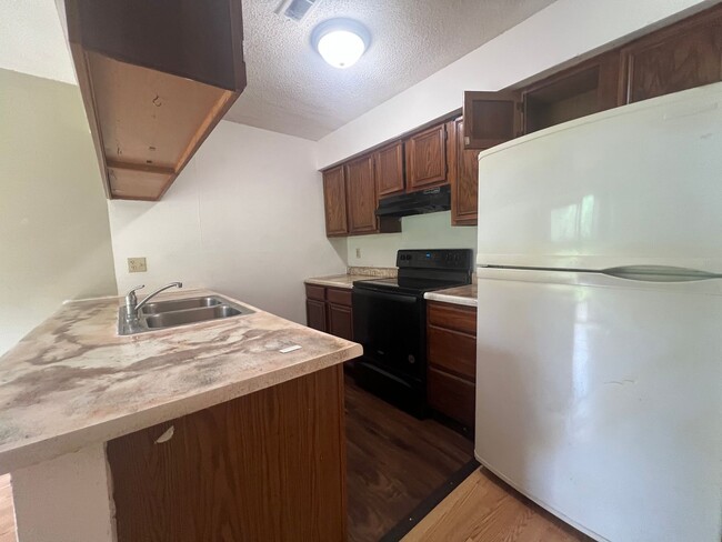 Building Photo - 722-724 Clinkscales Rd.