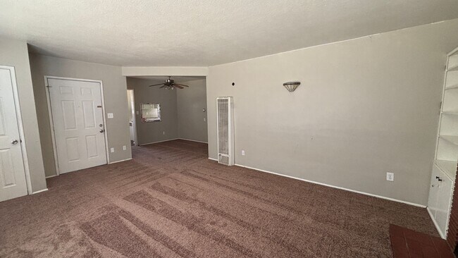 Building Photo - 40565 Stetson Ave