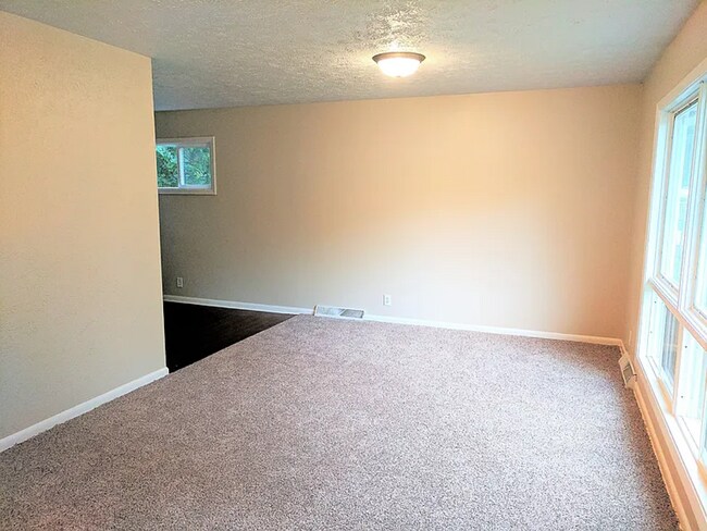 Foto del edificio - 6630 Lafayette Ave