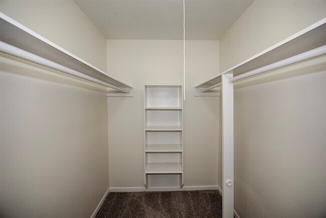 Foto del edificio - 309 E X St