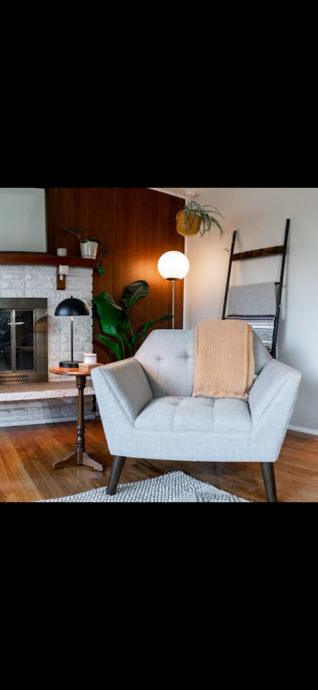 Foto del edificio - 2513 NE 145th St
